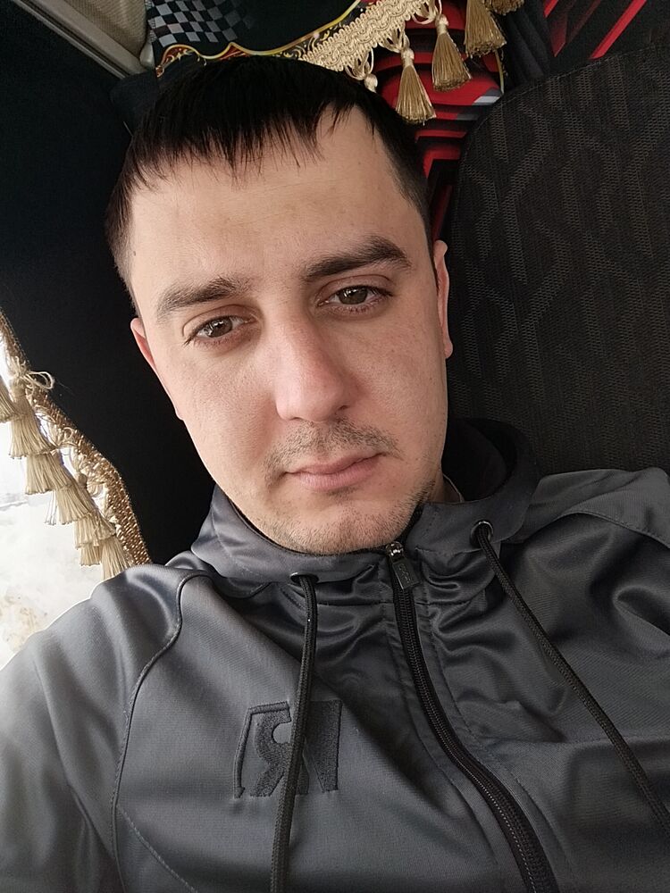  ,   Vladislav, 27 ,   ,   , c 