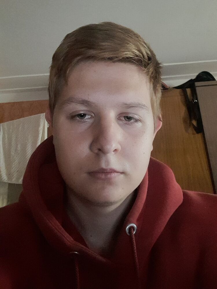  ,   Boris, 22 ,   ,   , c , 