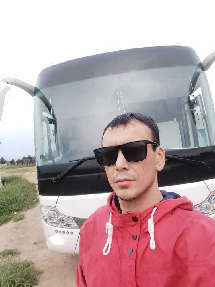  52888470  , 41 ,    