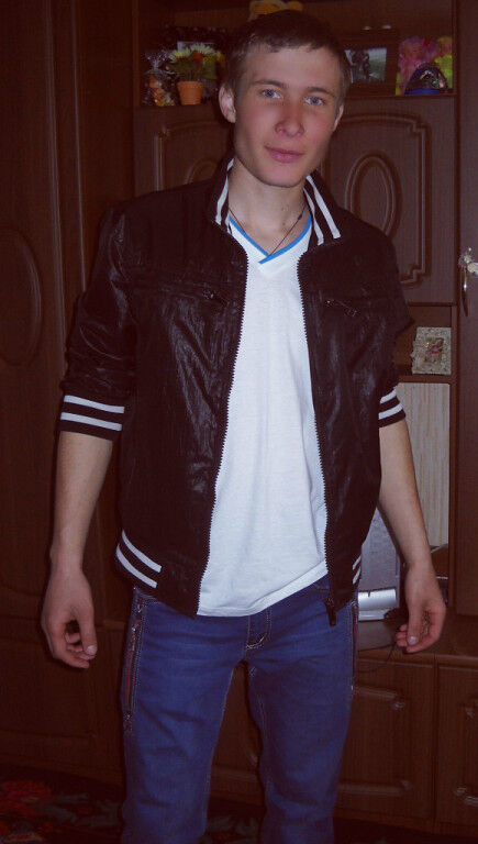  ,   Vadik, 32 ,   