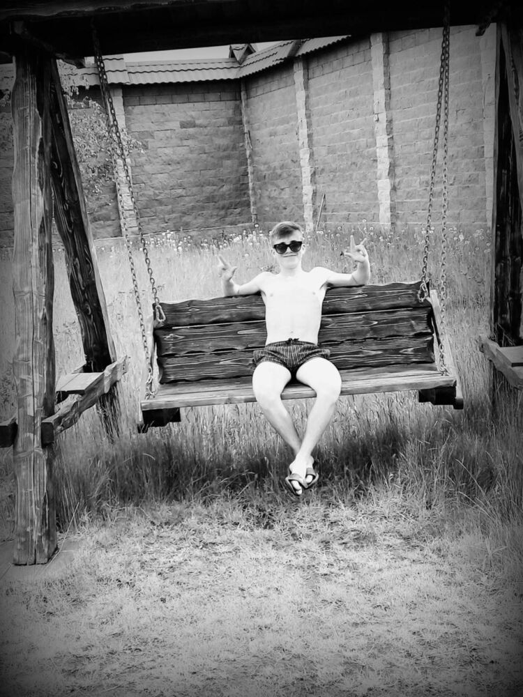  11081690  MaliiGrisha, 27 ,    