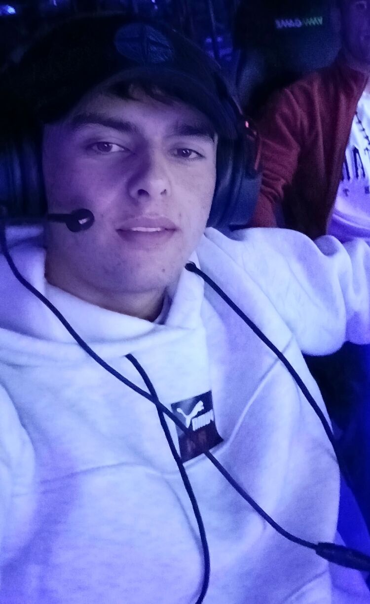 ���� 45977570 ����� ����, 22 ����, ���� ���������� � �������������