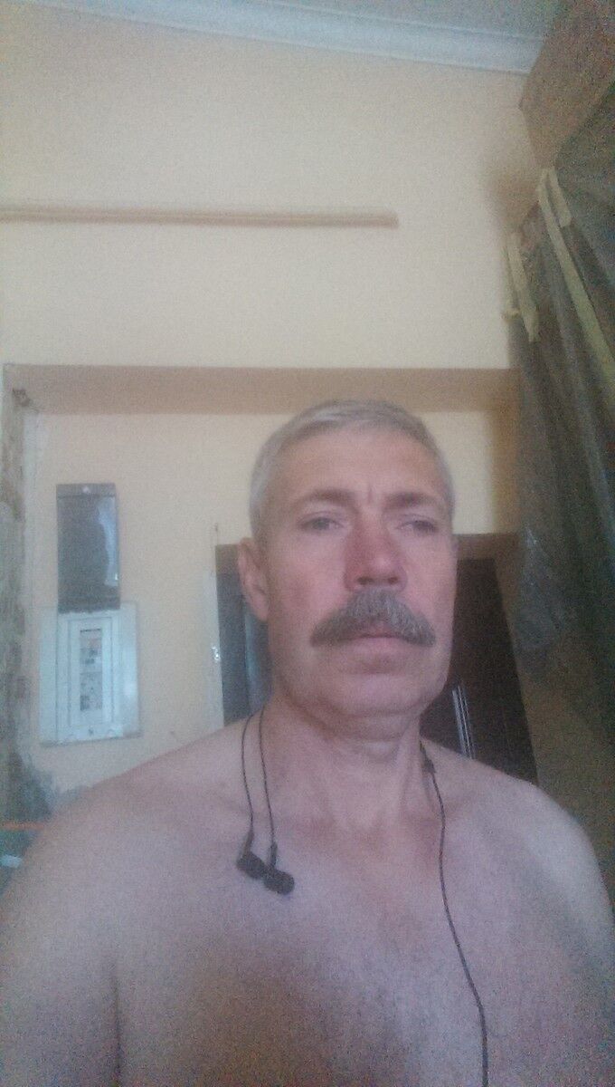  17806960  Petro, 59 ,    