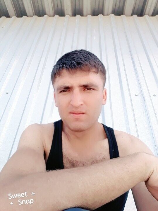  44863910  Umar, 35 ,    