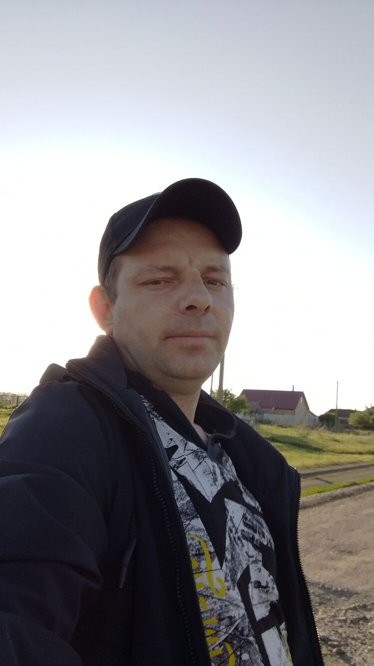  ,   Andrei, 29 ,   , 
