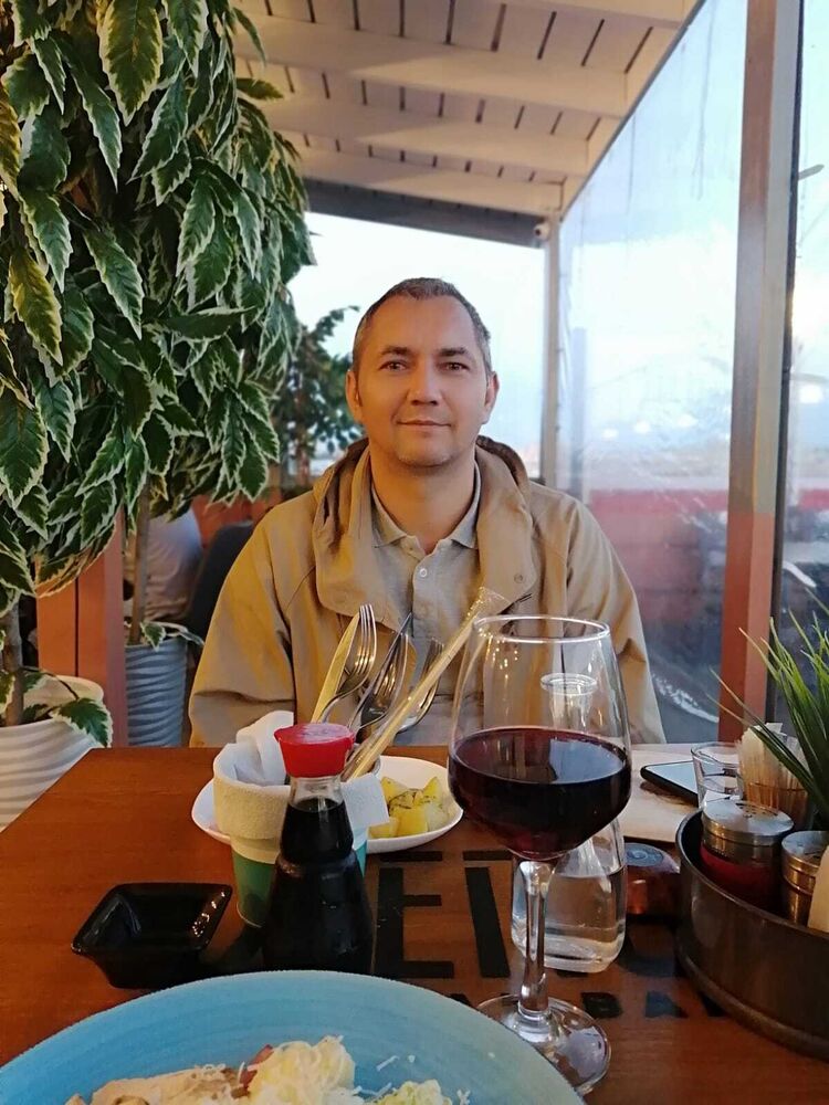  29014840  Alexey, 49 ,    
