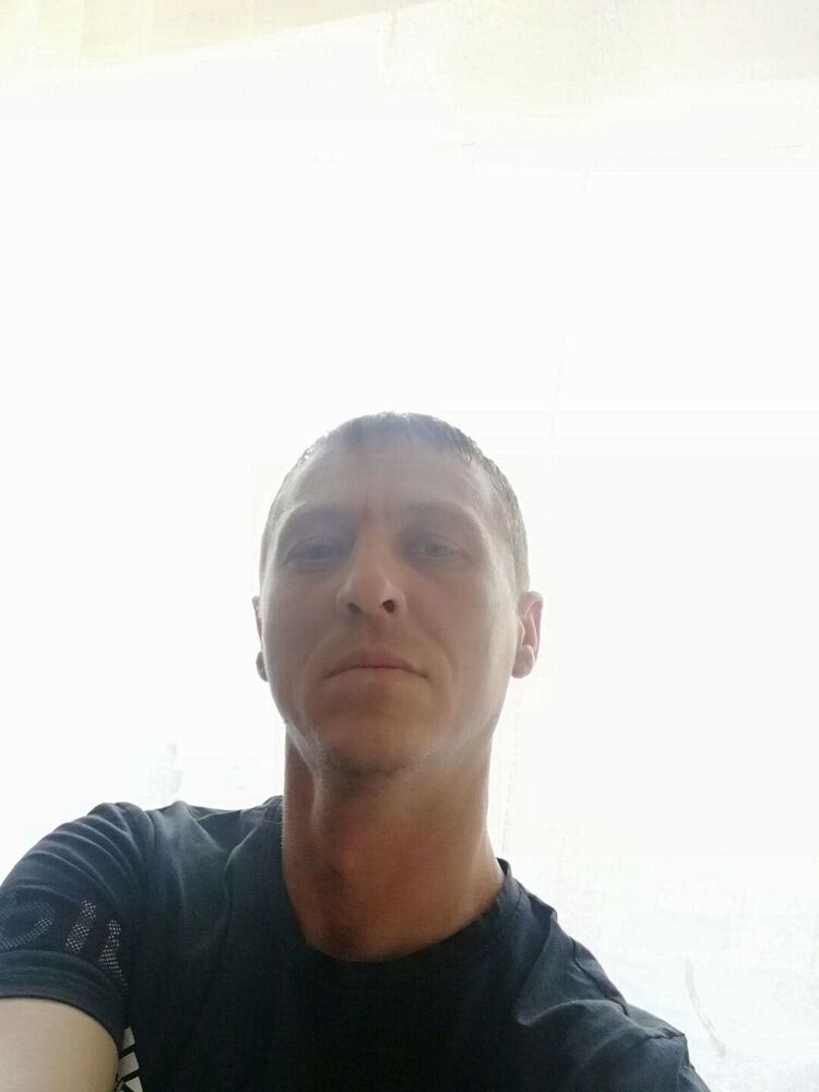  35090560  Vladimir, 37 ,     