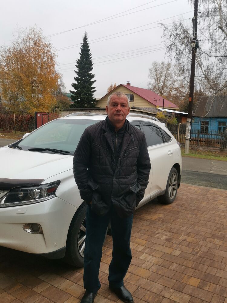  38557740  , 49 ,    