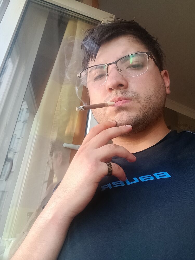  53272510  , 24 ,    