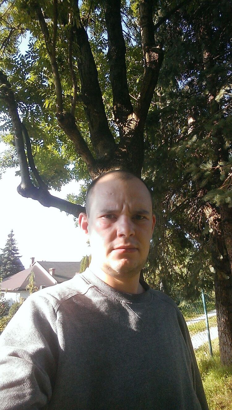  23875070  , 32 ,    