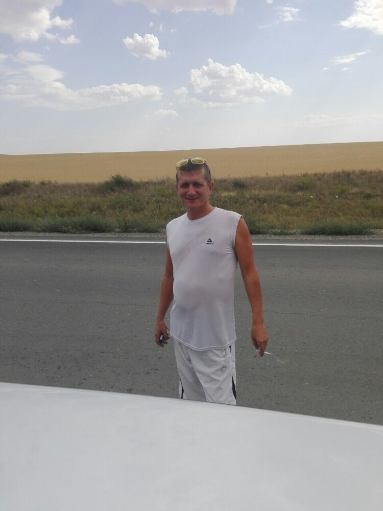  48736570  , 46 ,    