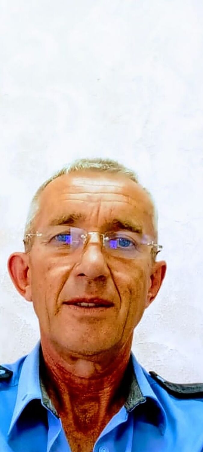  49563360  , 58 ,    