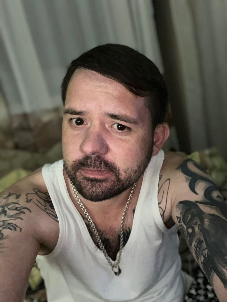  49361890  , 35 ,    