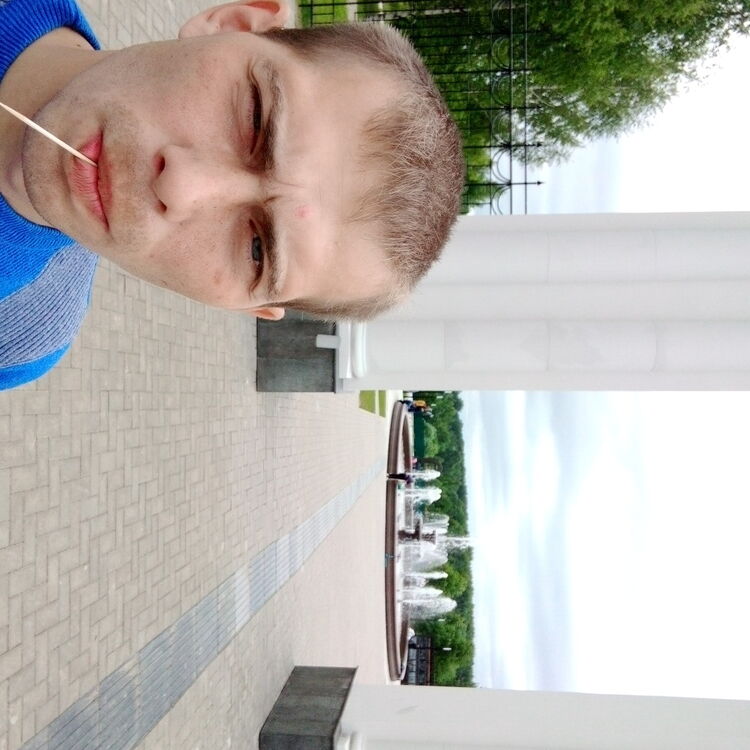  21043490  , 32 ,    