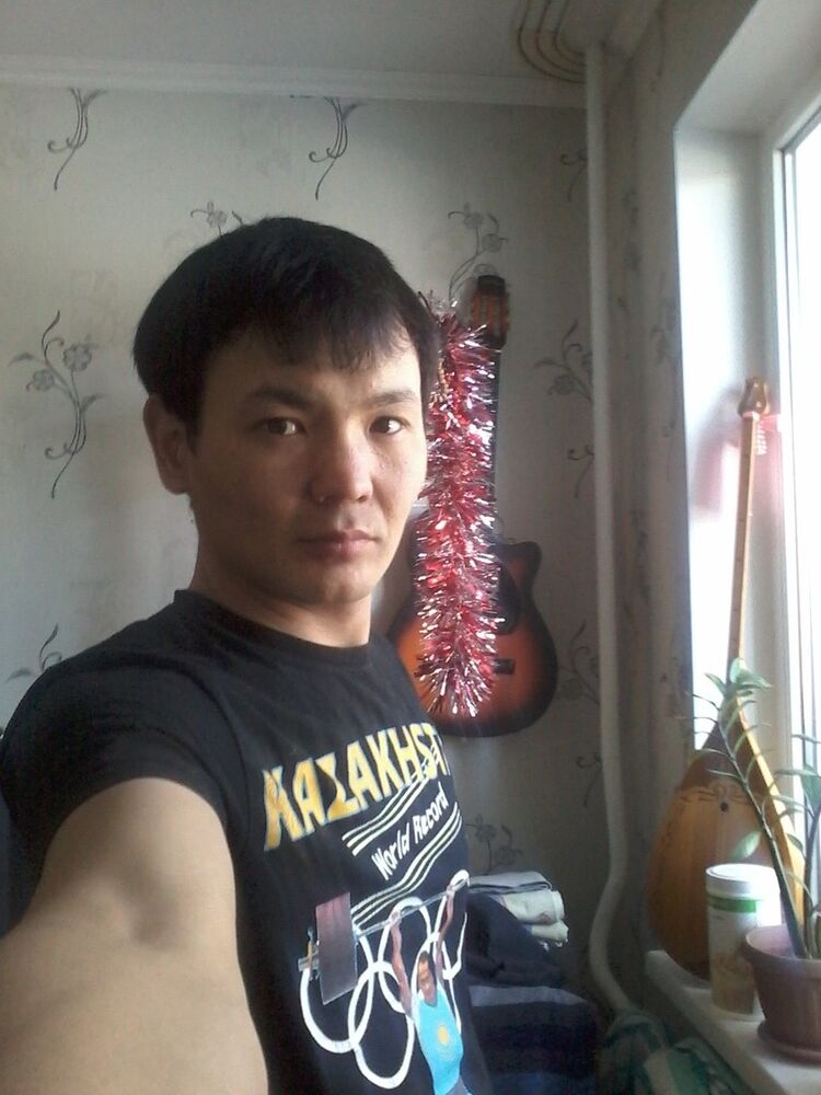  5739800  , 42 ,    