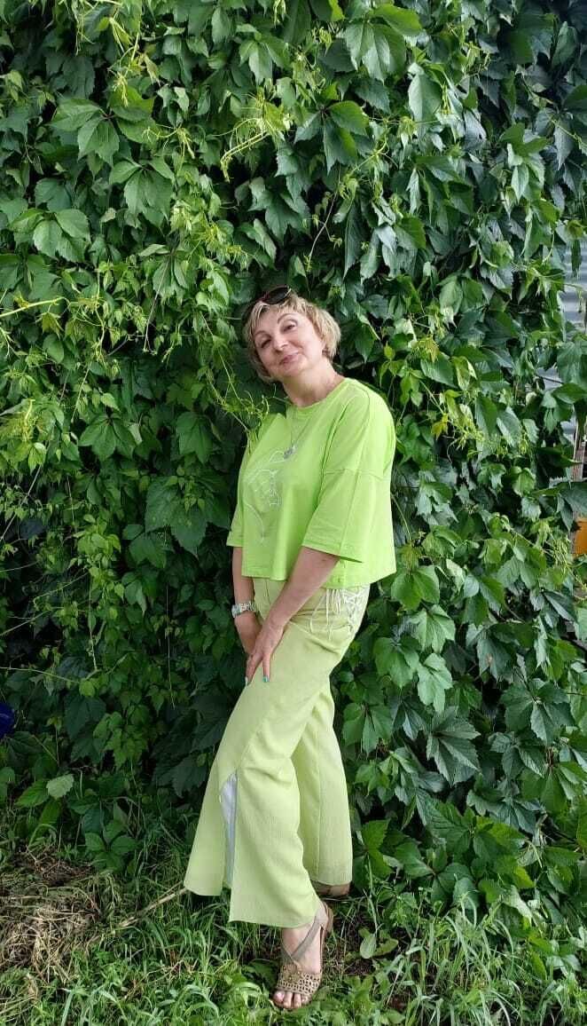  ,   Lana, 51 ,   ,   , c 