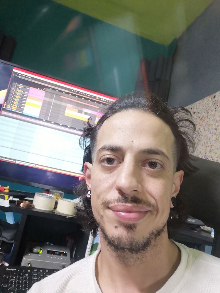  l'Hospitalet de Llobregat,   Albert, 37 ,   ,   