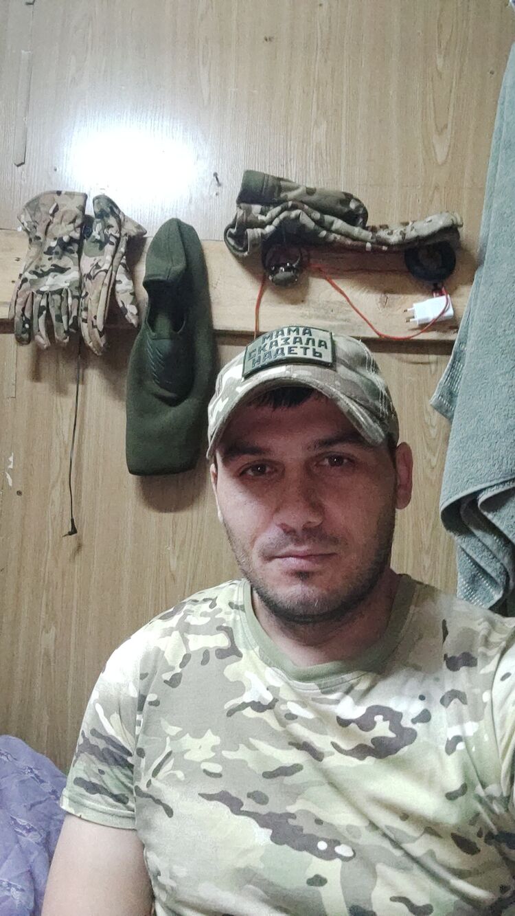  47293850  Ramazan, 37 ,    