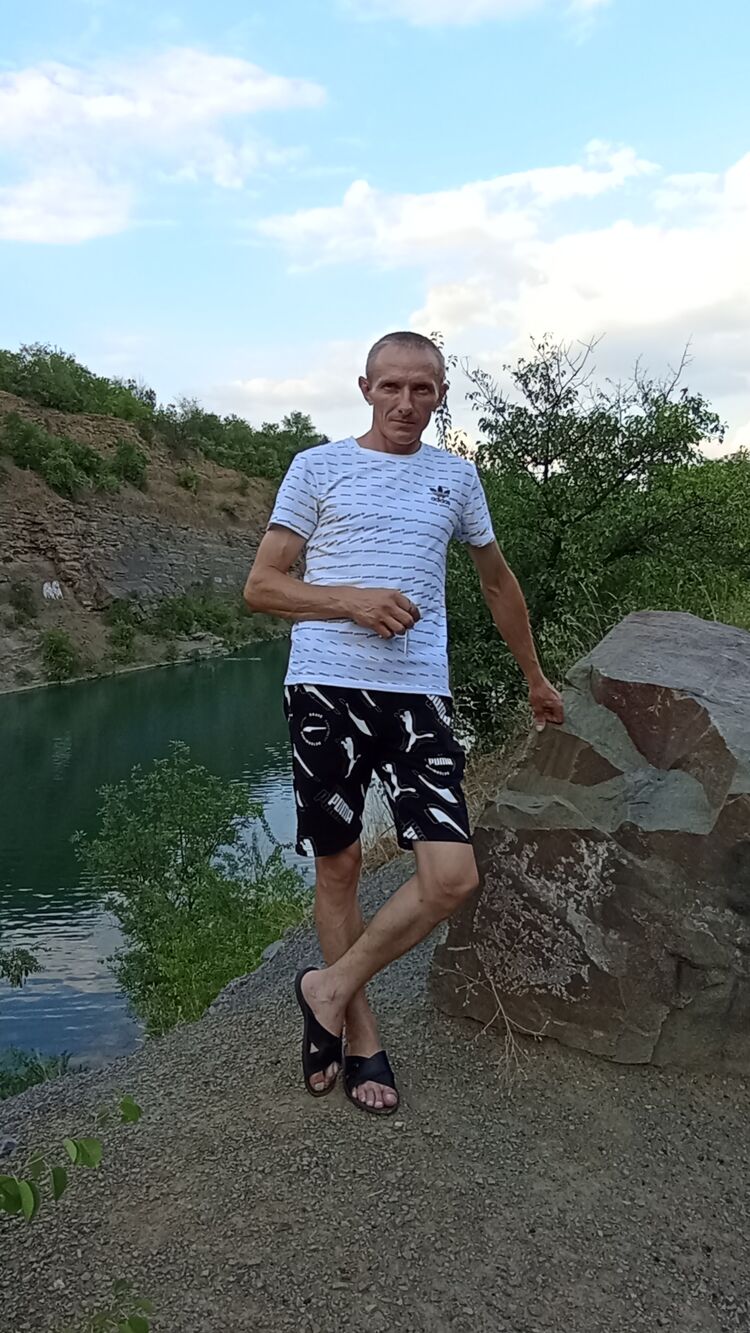  42479410  , 41 ,     
