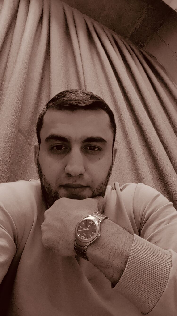  52228580  , 33 ,    
