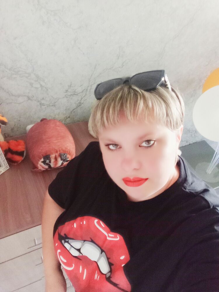  54606610  Elena, 37 ,    