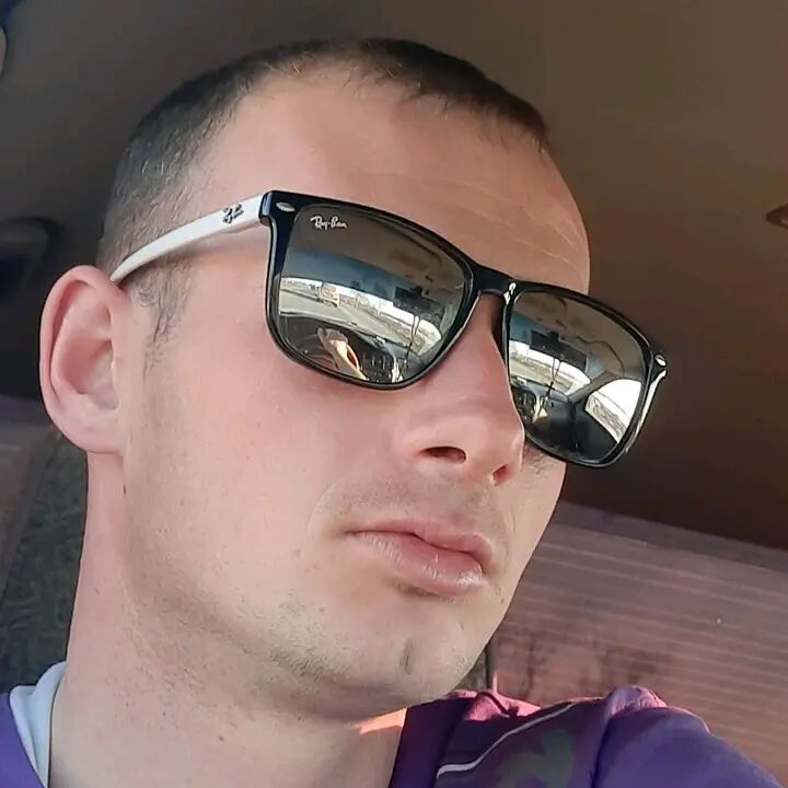  -,   , 33 ,     , c 
