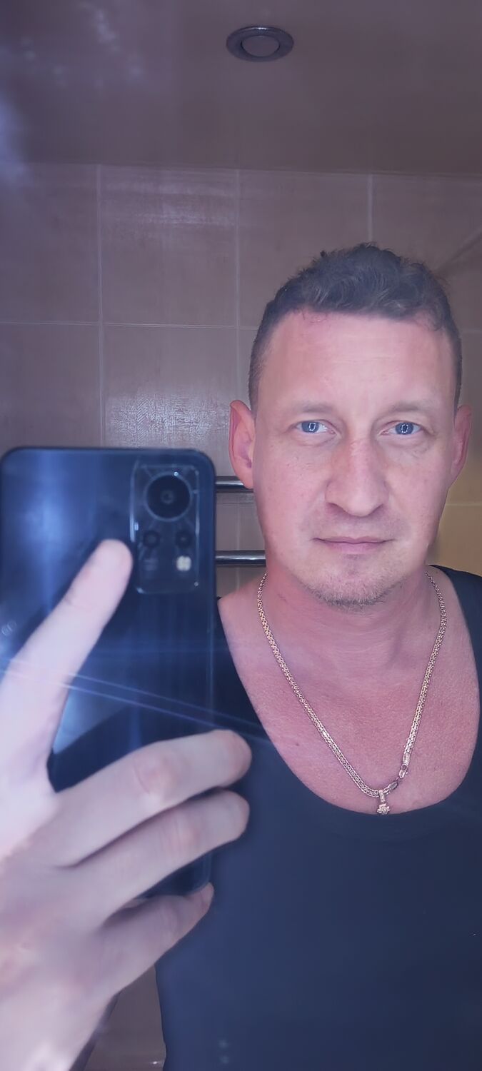  --,   , 40 ,     , c 