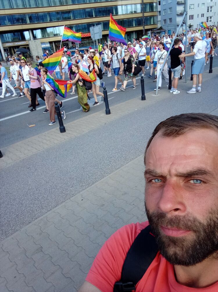  27921420  , 40 ,    Bialobrzegi