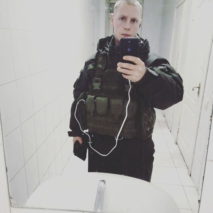 ���� 18822350 ������� ������, 32 ����, ���� ���������� � �����