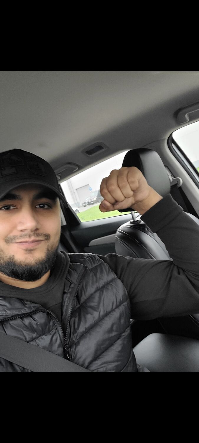  53884120  King, 34 ,    -