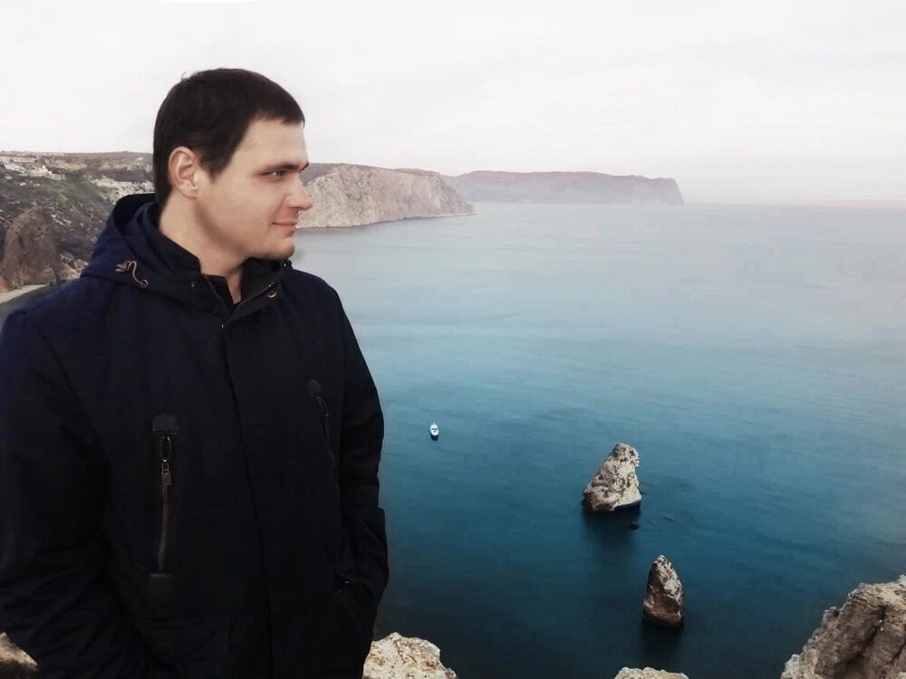  ,   Denis, 30 ,   ,   , c , 