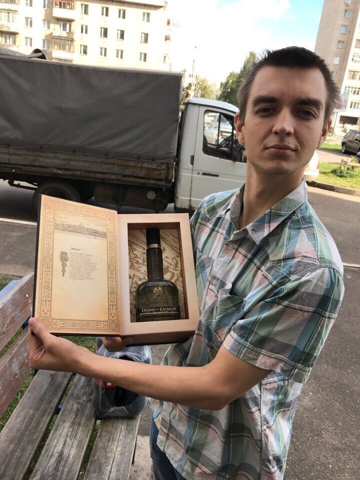  11821240  , 32 ,    