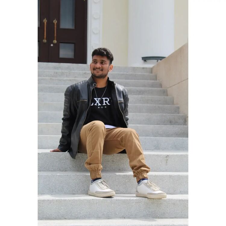 ���� 36871630 ����� Siddhant, 24 ����, ���� ���������� � ����������