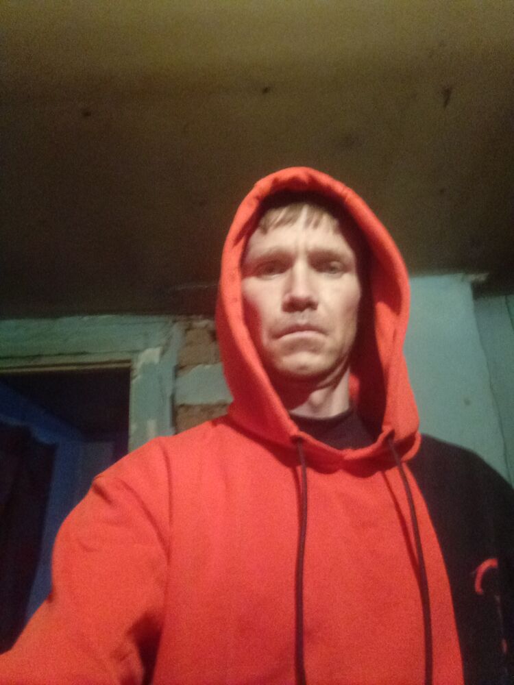  46866130  , 33 ,    