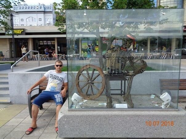  8976940  , 35 ,    --