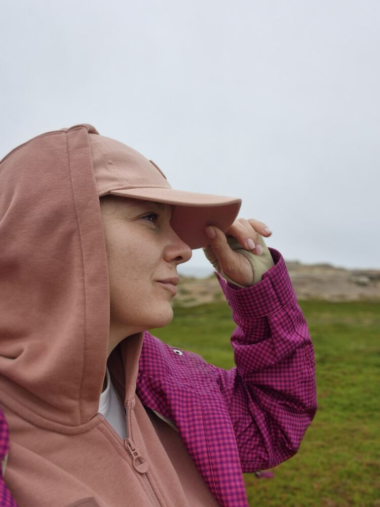  54034890  Elena, 43 ,    