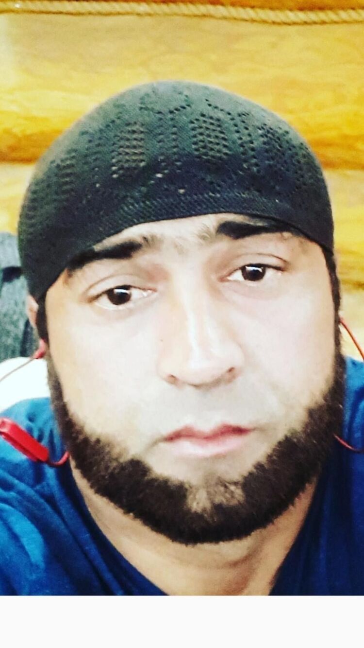  34776050  Majnuni, 47 ,    