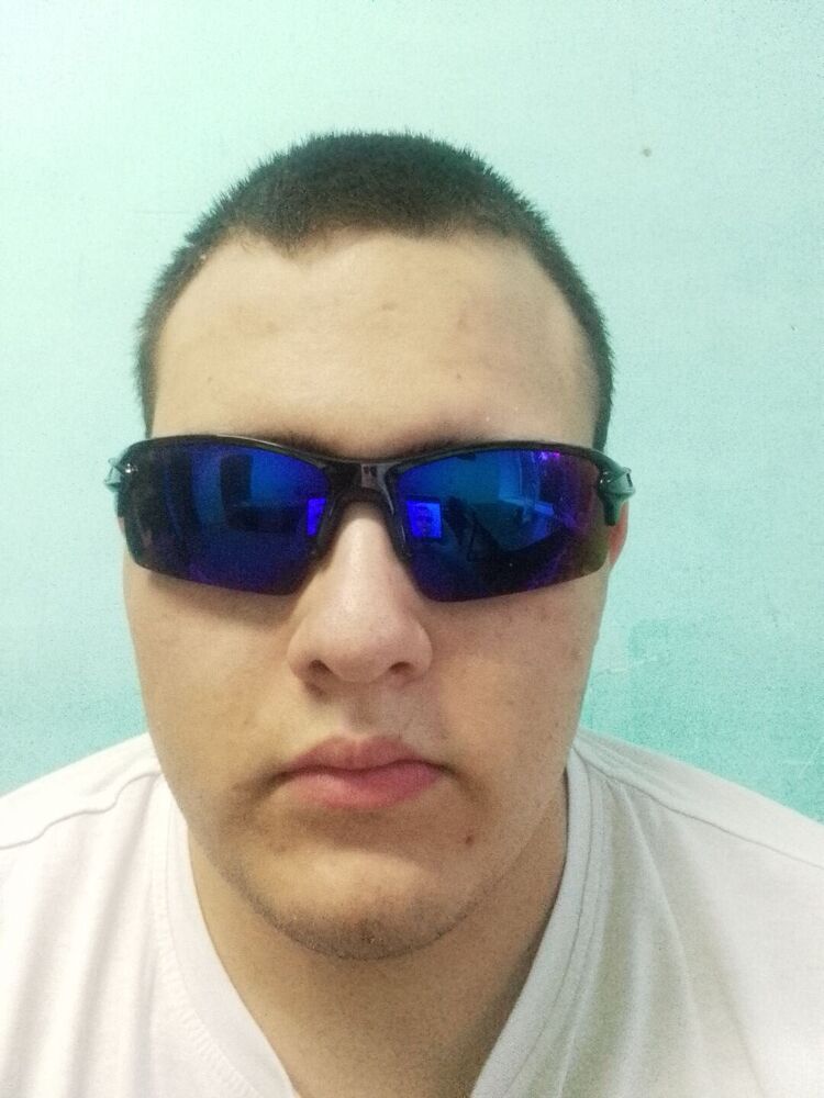  43687670   , 24 ,    