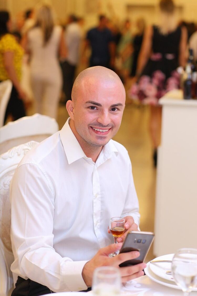  ,   Mihai, 35 ,   ,   , c 