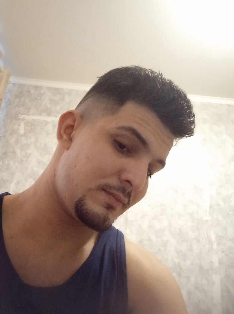  ,   Maikol, 29 ,   ,   