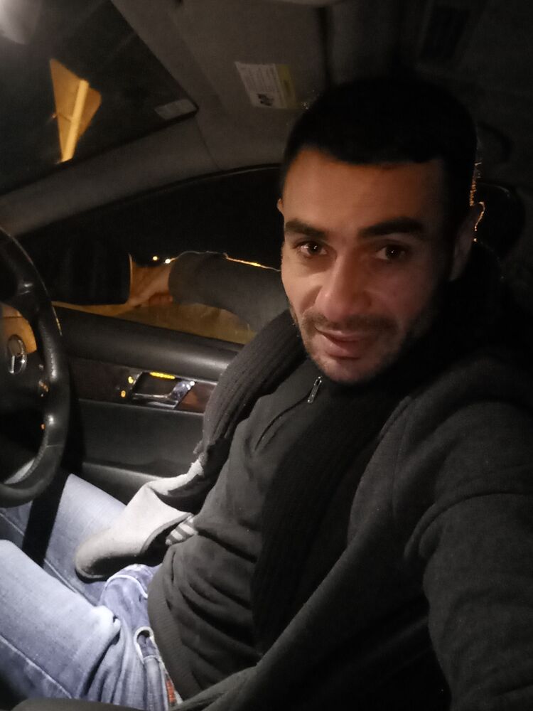  26878050  , 37 ,    