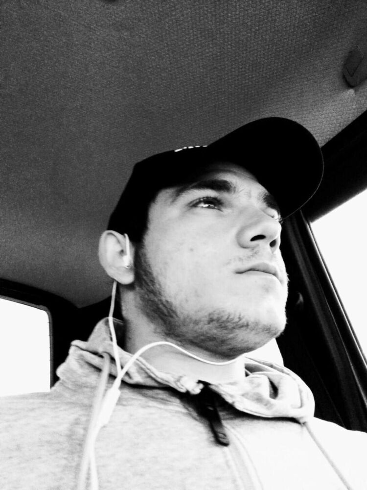  ,   Ruslan, 25 ,   ,   , 