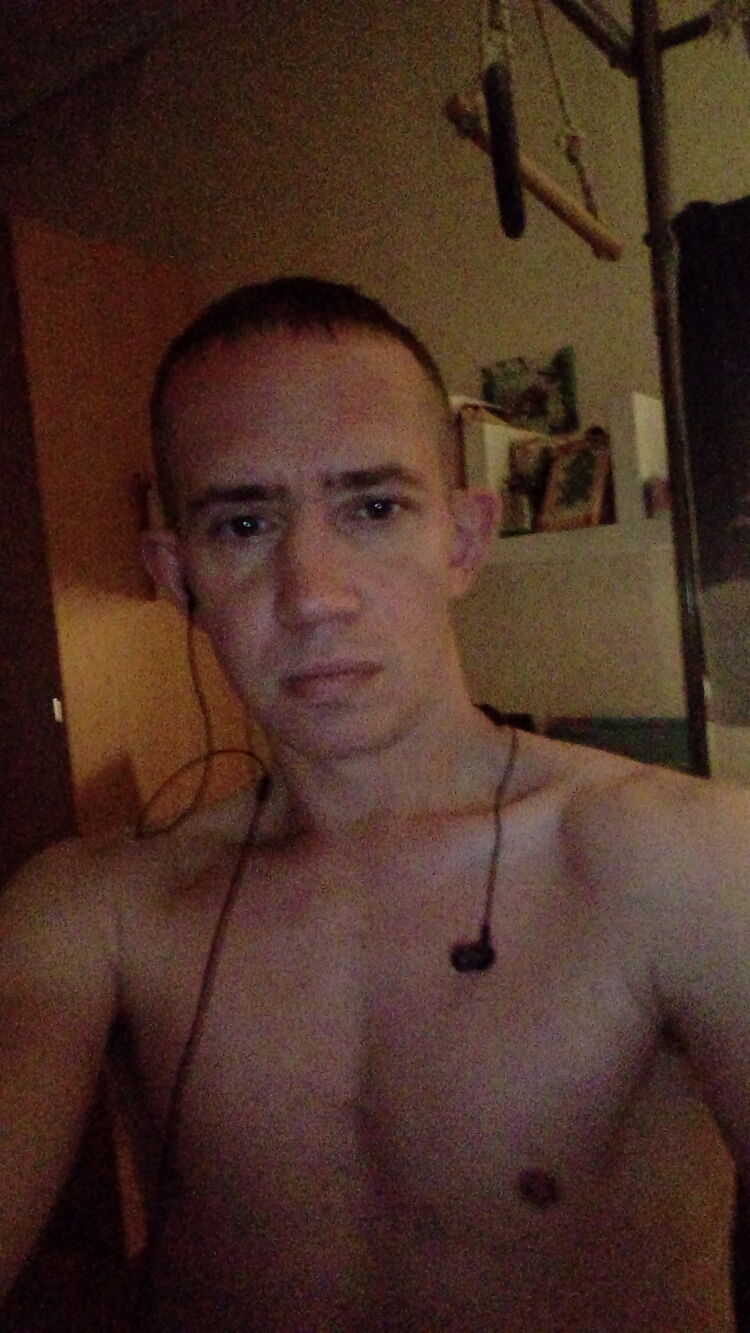  33890530  , 43 ,    