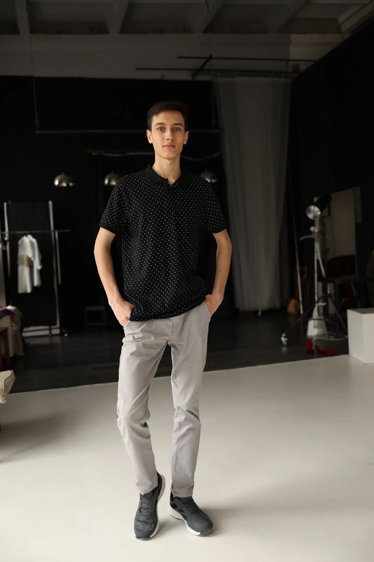  ,   Mikhail, 25 ,   ,   