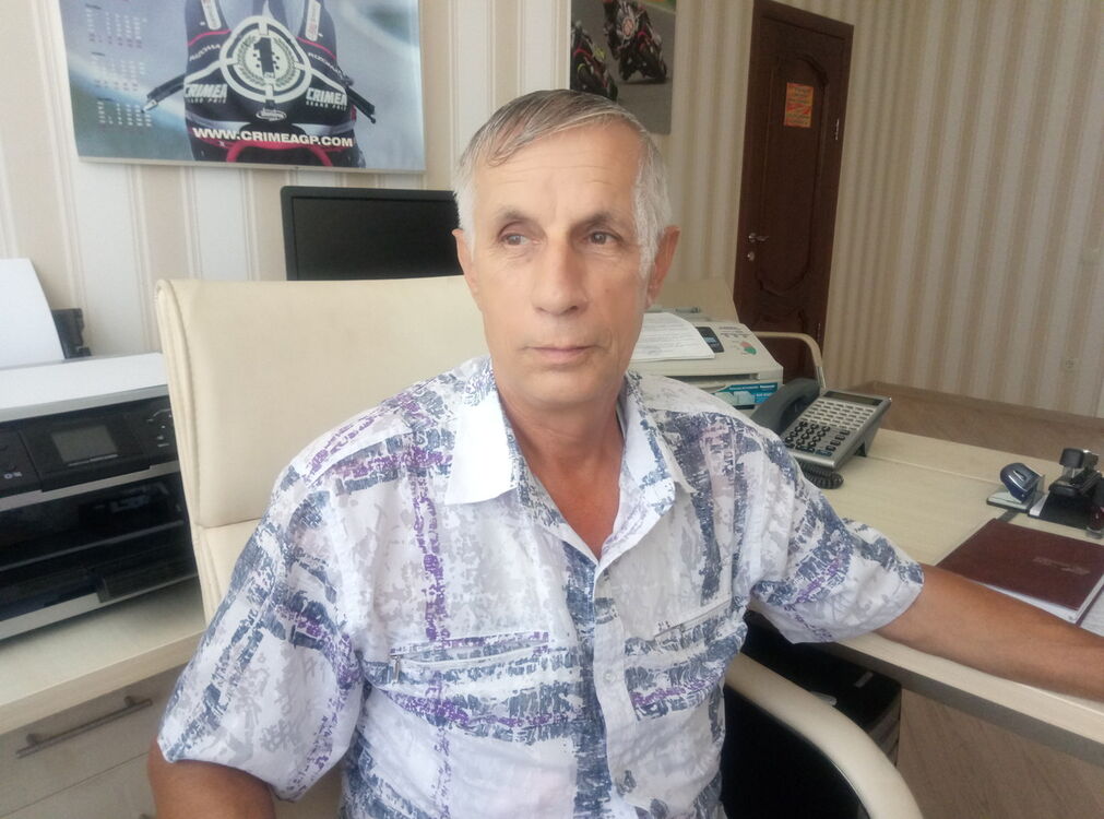  ,   Slavik, 52 ,   