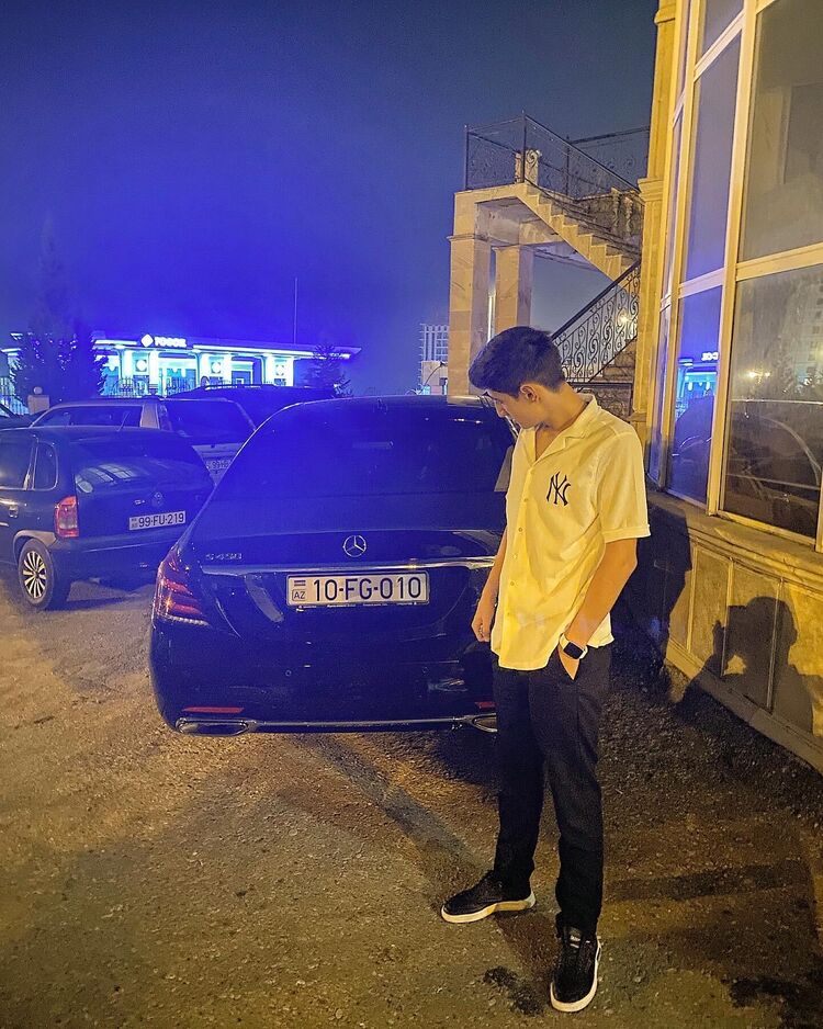  ,   Ayxan, 22 ,   ,   