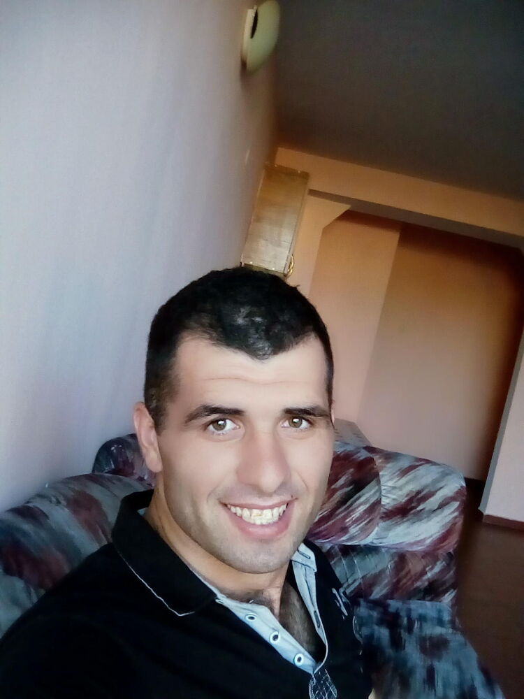  28285000  , 33 ,    