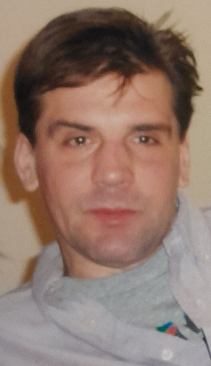  54360000  Konstantin, 36 ,    