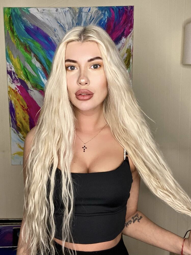  39760330  Diana, 28 ,    -