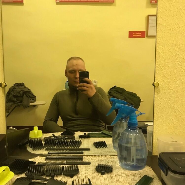  31680930  , 22 ,    